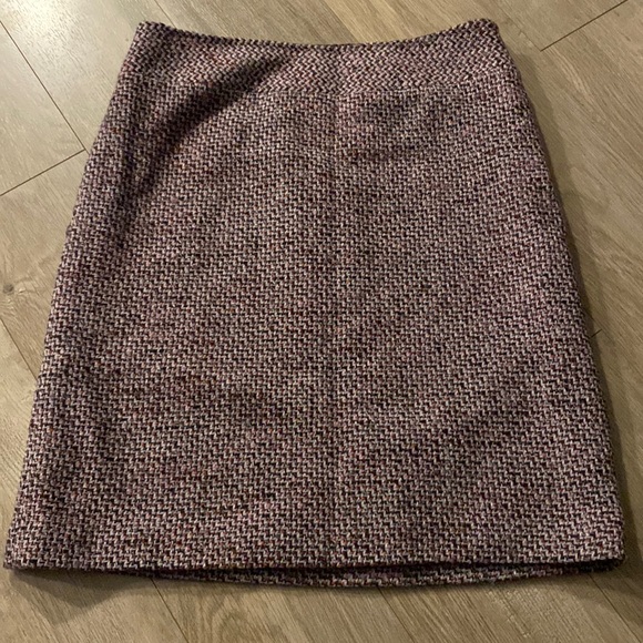 LOFT ANN TAYLOR petite tweed boucle wool skirt purple magenta grey 4 4P - Picture 1 of 4